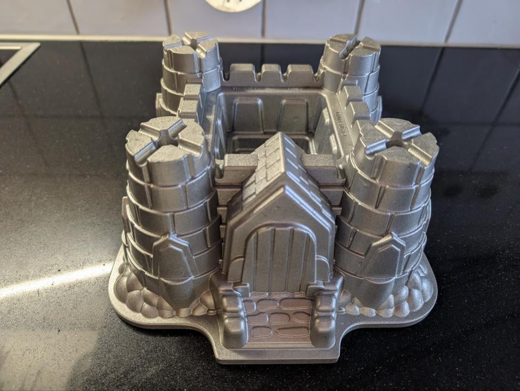 Nordic Ware Kasteel Bakvorm - Zo Goed Als Nieuw, Ophalen of Verzenden, Zo goed als nieuw