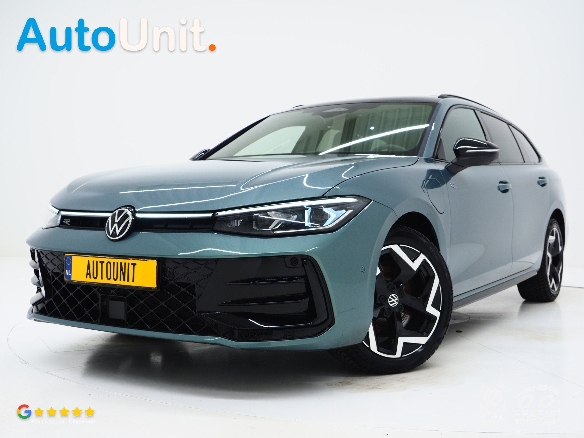 Volkswagen Passat Variant 1.5 eHybrid R-Line Edition | 5 Jaa, Zwart, Hybride Elektrisch/Benzine, Passat, Te koop