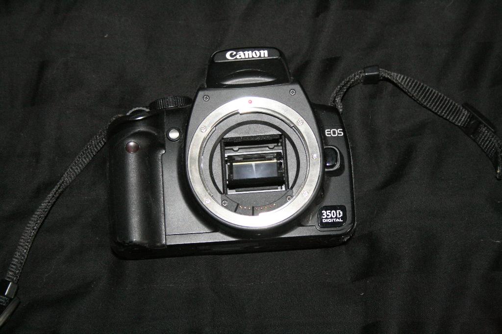 Canon 350D spiegelreflex – defect (waterschade), Ophalen, Spiegelreflex, Canon, 8 Megapixel