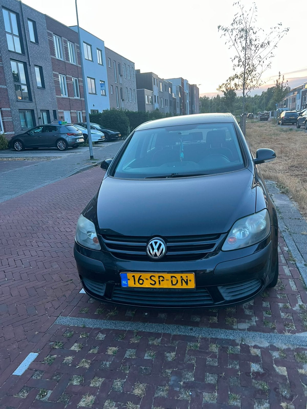 Volkswagen Golf Plus 1.6 FSI 85KW AUTOMAAT 2006 Zwart, 4 cilinders, Zwart, 1200 kg, 115 pk