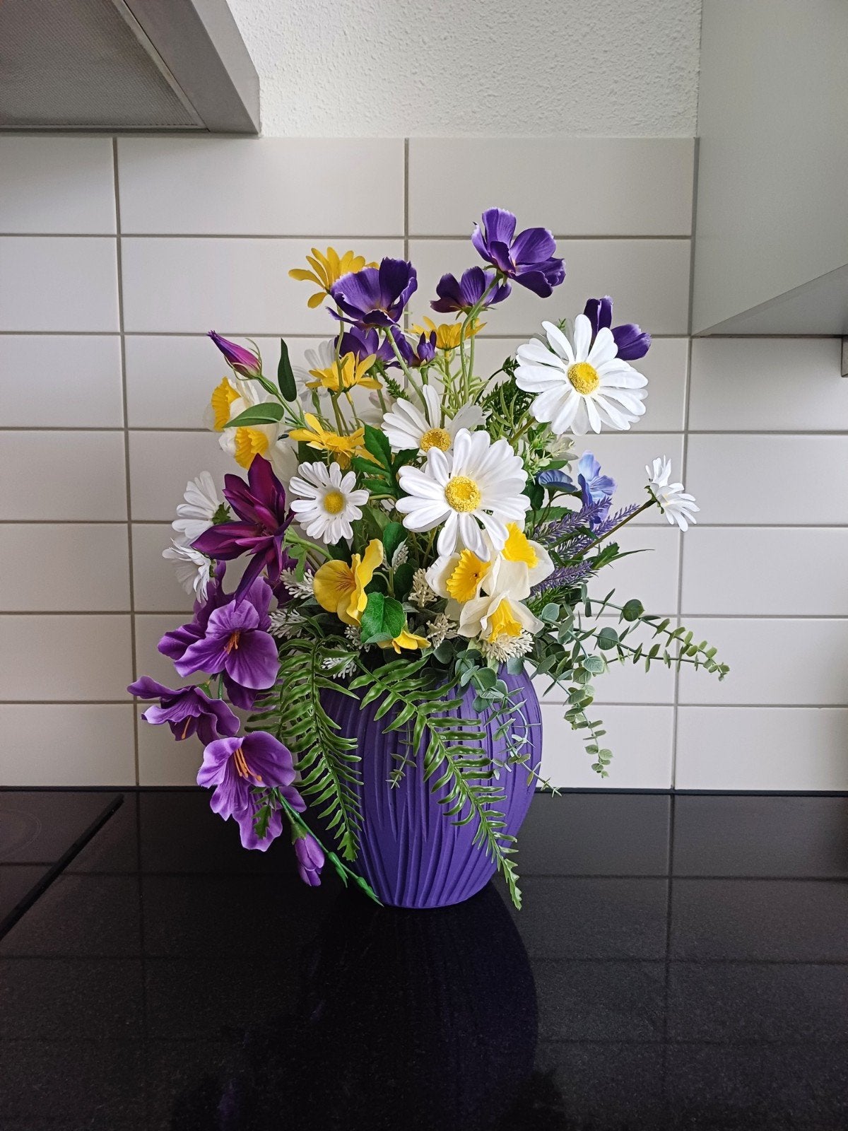 Fantasy Floral: Prachtig zijden bloemstuk met vaas, Huis en Inrichting, Ophalen of Verzenden, Nieuw