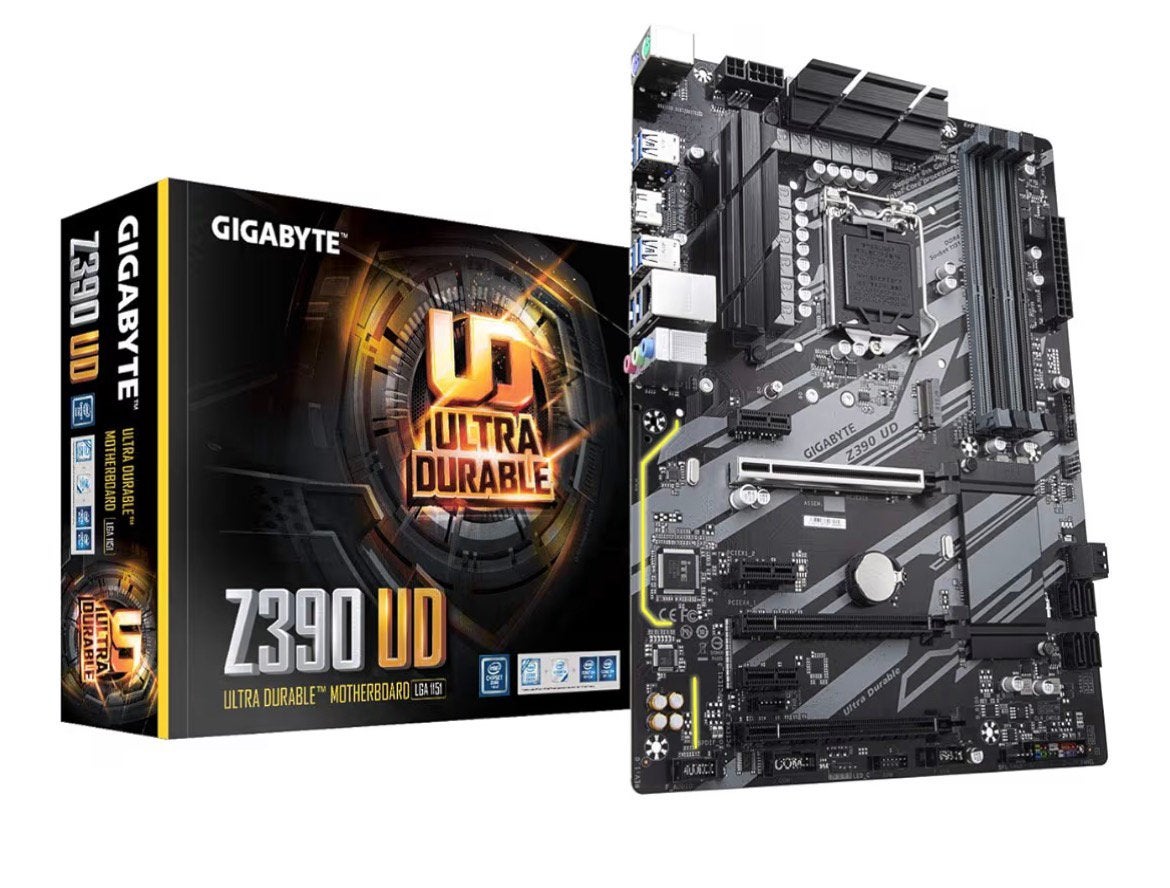 Gigabyte Z390 UD v2 moederbord incl 2x 8GB 2400 mhz DDR4 RAM, Computers en Software, Moederborden, Ophalen of Verzenden, Zo goed als nieuw