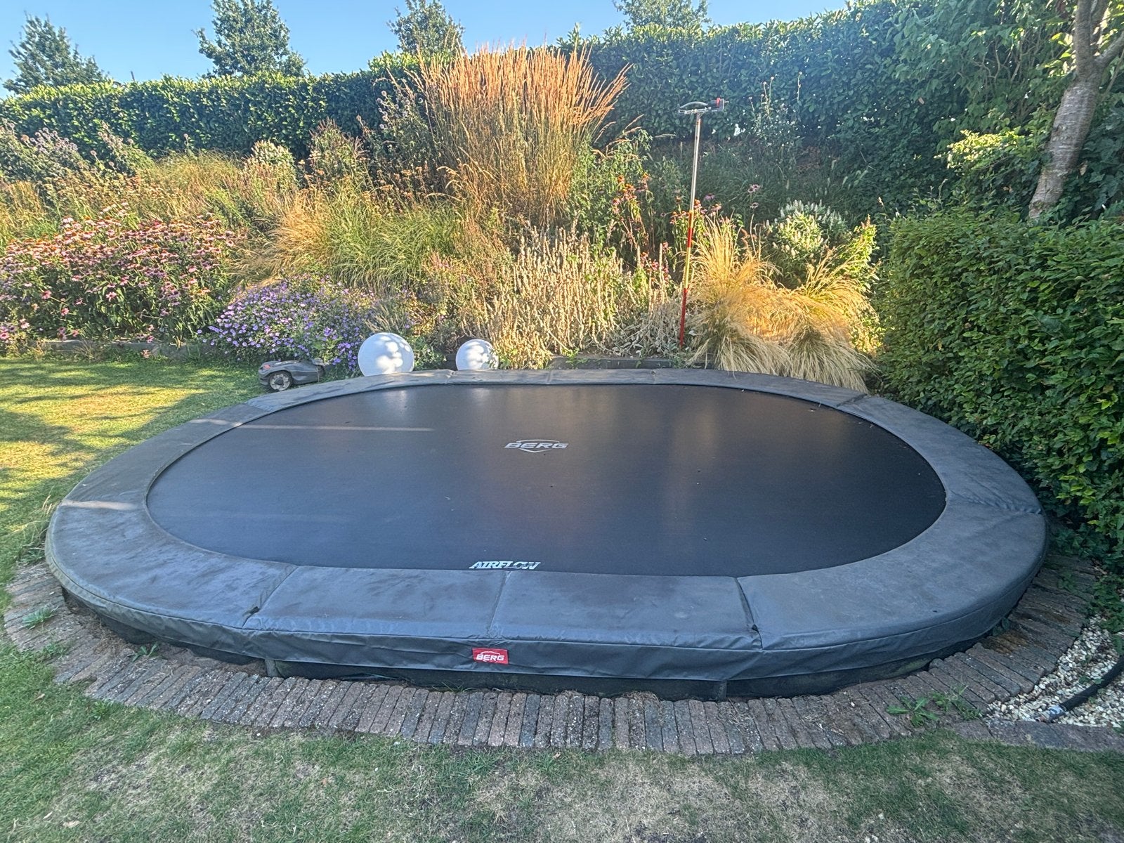Berg Inground Trampoline 3,40x5,20m Airflow, Ophalen, Gebruikt