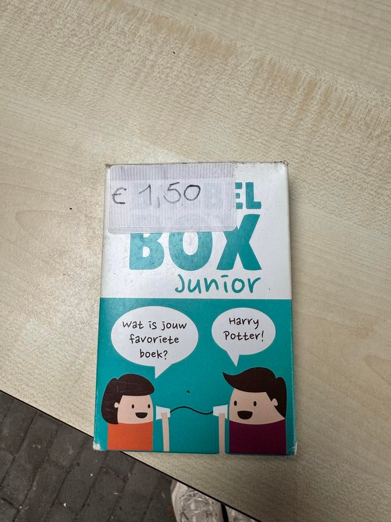 Babbel Box Junior - Het leuke vragen spel voor kinderen, Drie of vier spelers, Ophalen of Verzenden, Gebruikt, Reisspel
