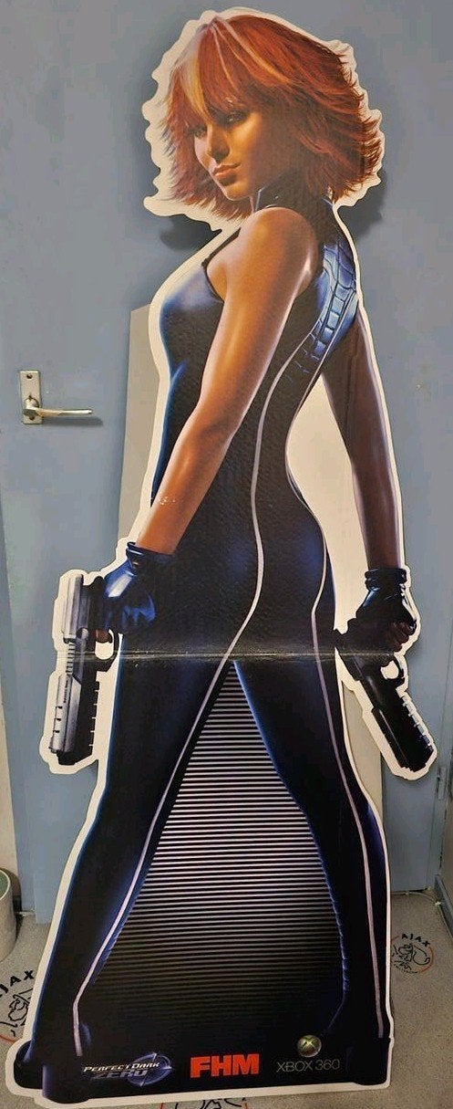 Zeldzame Joanna Dark Perfect Dark Zero Xbox 360 Stand Promo, 1 speler, Ophalen of Verzenden, Zo goed als nieuw, Vanaf 16 jaar