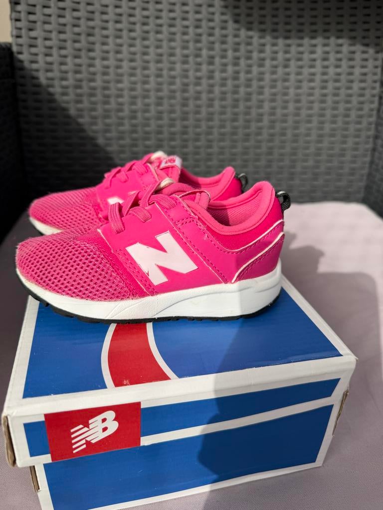 New Balance meisje schoenen maat 23 - Roze, zonder veters, Kinderen en Baby's, Ophalen of Verzenden, Zo goed als nieuw, Meisje
