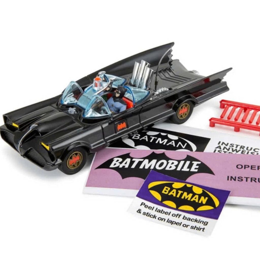 Batmobile GLANZEND ZWART CORGI Model Club SCHAAL 1:46 R 267, Verzenden, Nieuw, Auto, Corgi