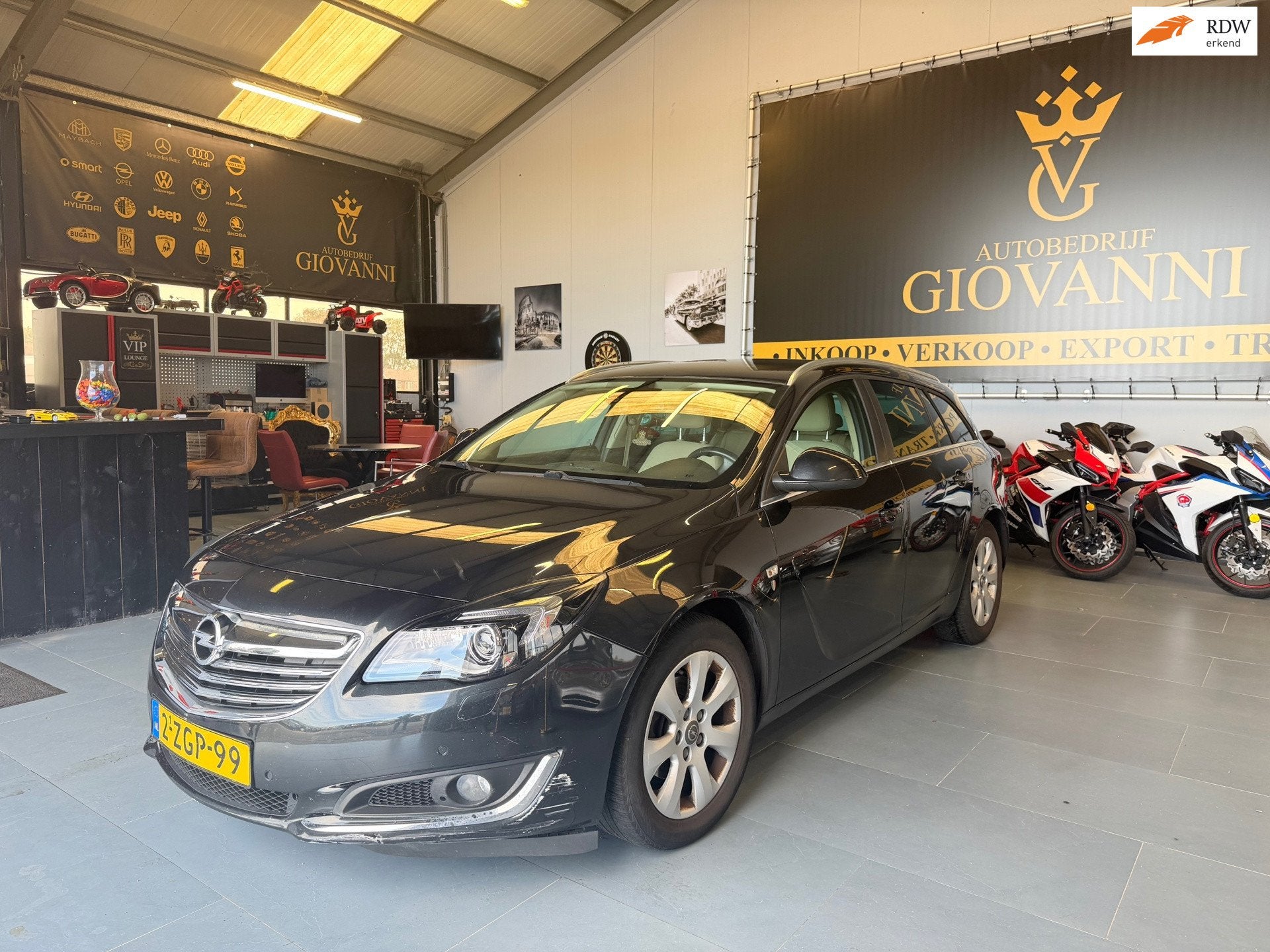 Opel Insignia Sports Tourer 2.0 CDTI EcoFLEX Business+ inrui, Auto's, Voorwielaandrijving, Euro 5, 4 cilinders, Origineel Nederlands