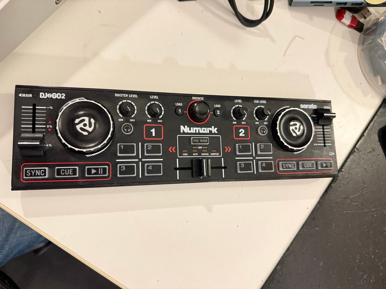 Numark DJGO2 DJ Controller - Compact en Draagbaar, Ophalen of Verzenden, Gebruikt, Dj-set, Numark