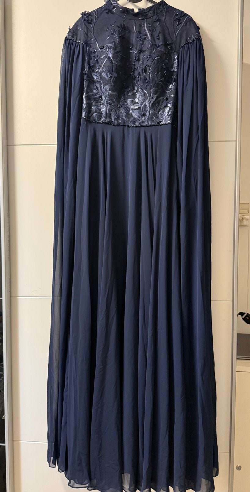 Avondjurk / gala jurk / abaya, Kleding | Dames, Jurken, Maat 38/40 (M), Zwart, Nieuw, Ophalen of Verzenden