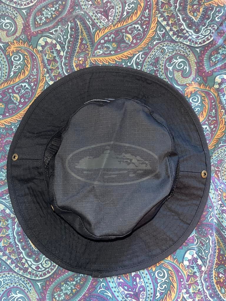 Corteiz triple black bucket hat maat large, Ophalen, Nieuw, 58 cm (L, 7¼ inch) of meer, Hoed
