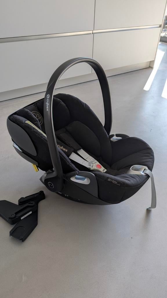 Cybex Cloud-Z Platinum (i-size), Kinderen en Baby's, Autostoeltjes, Gebruikt, Overige merken, 0 t/m 13 kg, Autogordel of Isofix