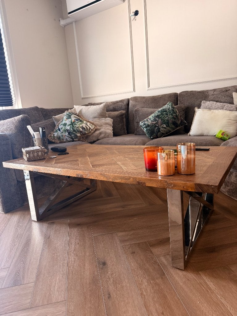 Foto 7 van Eettafel (en eventueel salon tafel set)