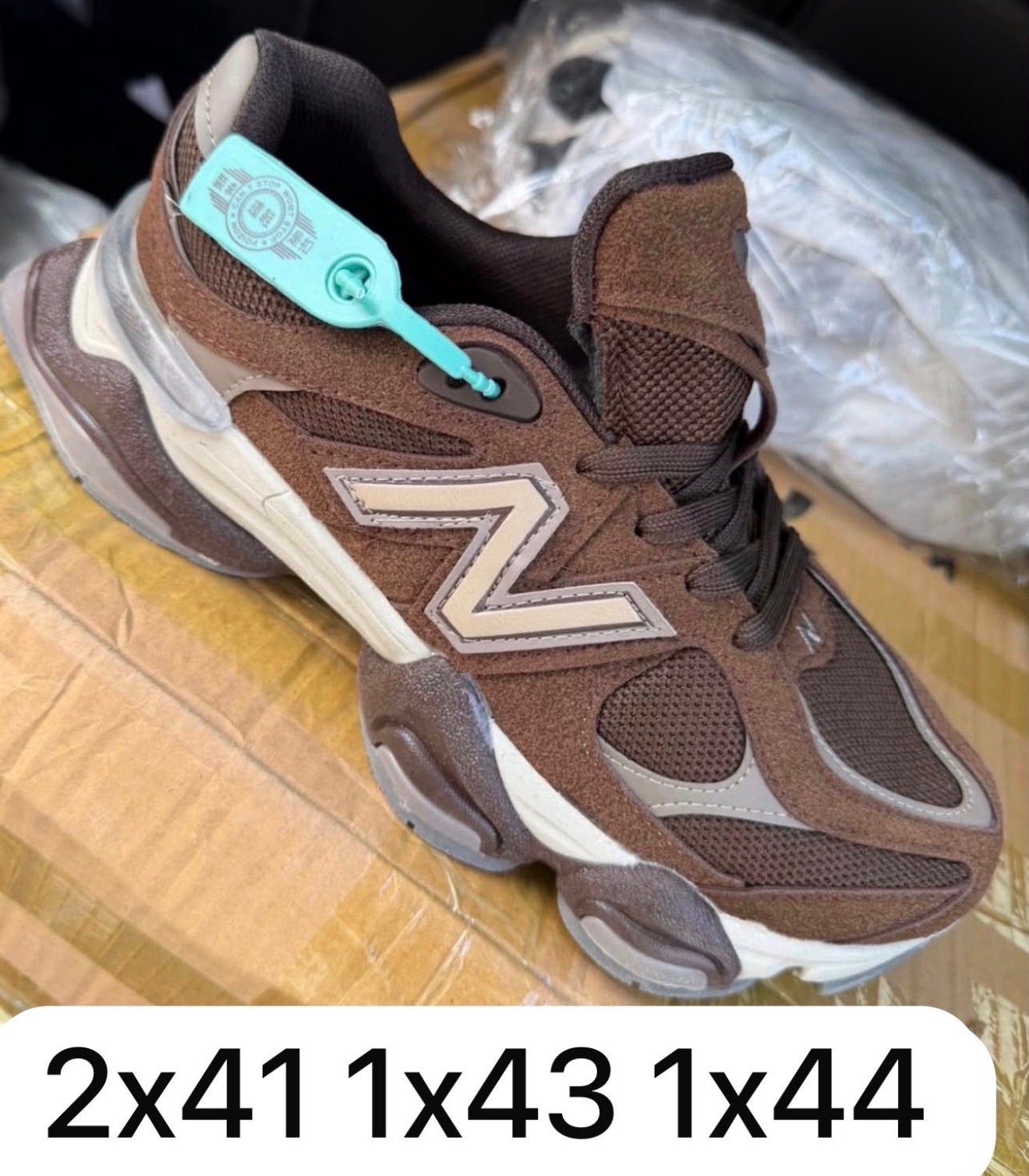 New Balance Sneakers - Bruin - Diverse maten, Ophalen of Verzenden, Nieuw, Bruin, Sneakers of Gympen