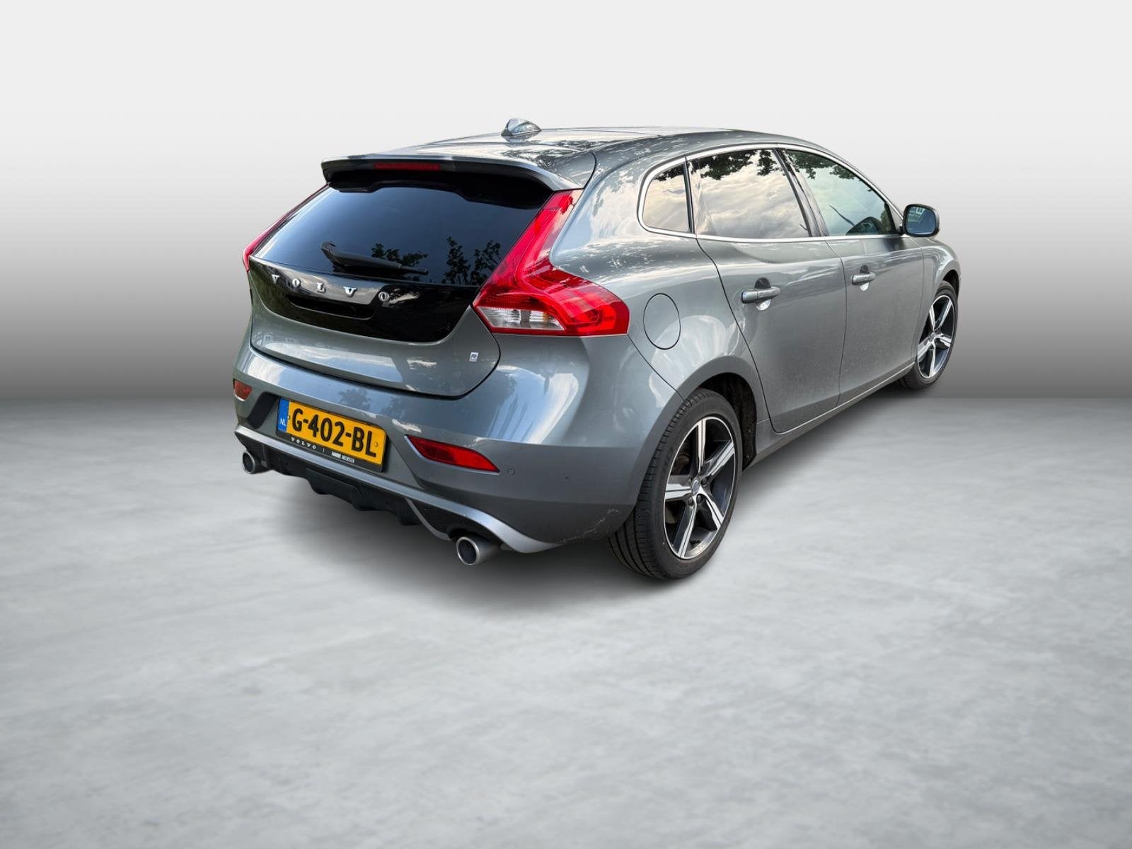 Volvo V40 1.5 T3 Polar+ Sport | R-Design | Trekhaak | Achter, Auto's, Volvo, 12 maanden, 4 cilinders, Automatische klimaatregeling