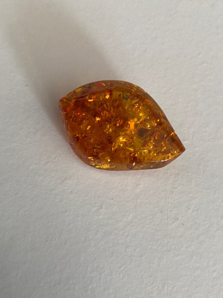 Vintage geperste Barnsteen broche, Overige materialen, Geel, Minder dan 4 cm, Ophalen of Verzenden
