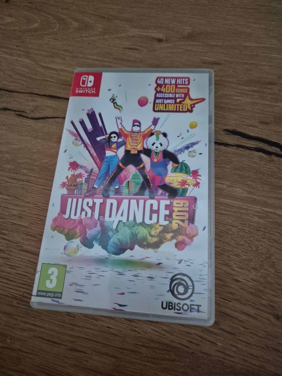 Just Dance 2019 Nintendo Switch - Zo goed als nieuw, Spelcomputers en Games, Muziek, Eén computer, Ophalen of Verzenden, Zo goed als nieuw