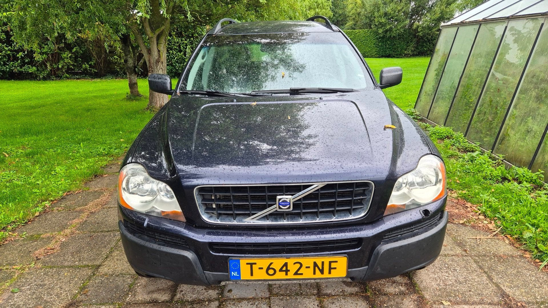 Volvo XC90 2.5 T Kinetic NIEUWE DISTRIBUTIE NWE APK BOEKJES!, Dealer onderhouden, Gebruikt, 1928 kg, Blauw