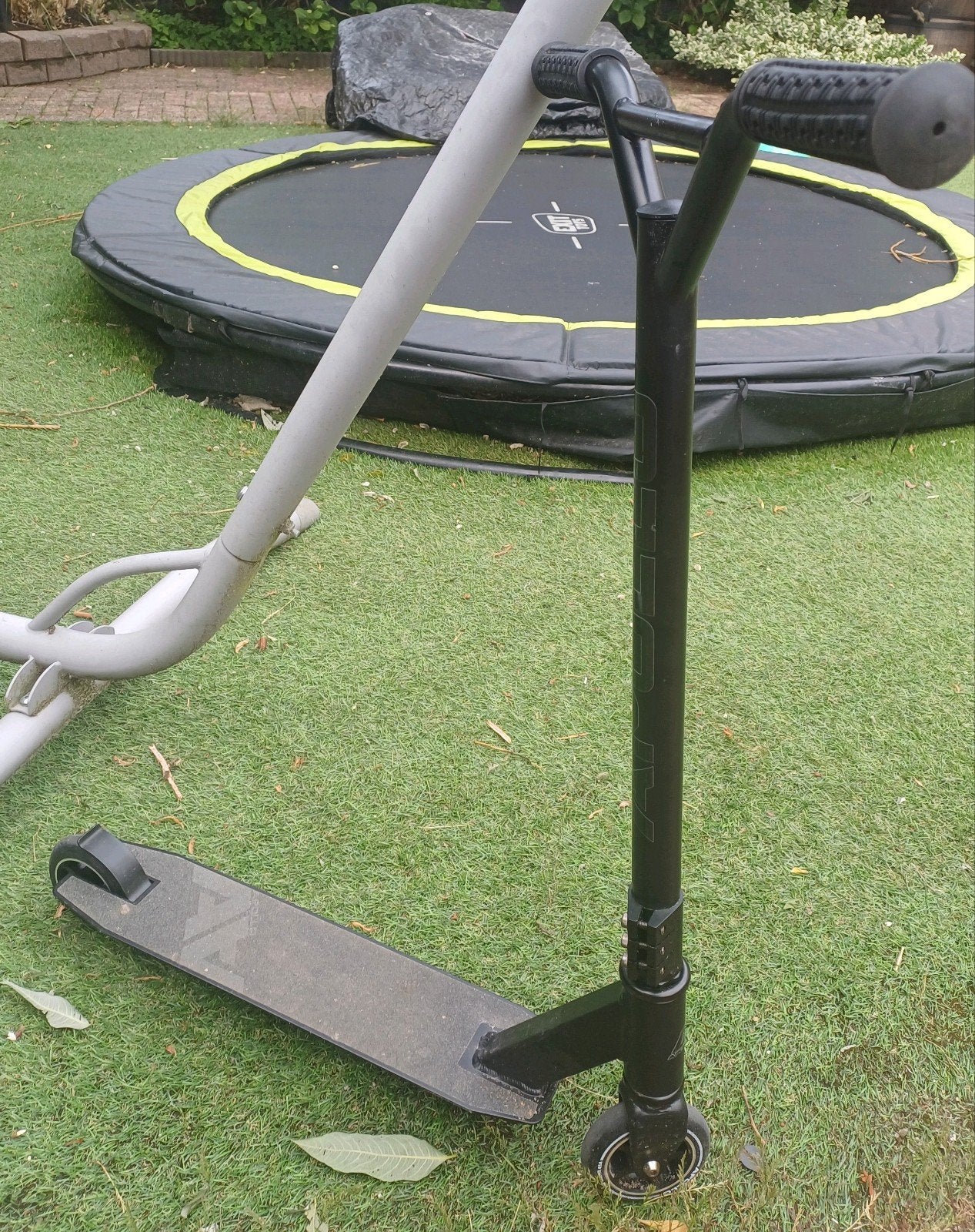 Apollo Genius Pro Stuntstep - Perfect voor tricks!, Fietsen en Brommers, Steps, Ophalen of Verzenden, Gebruikt, Gewone step