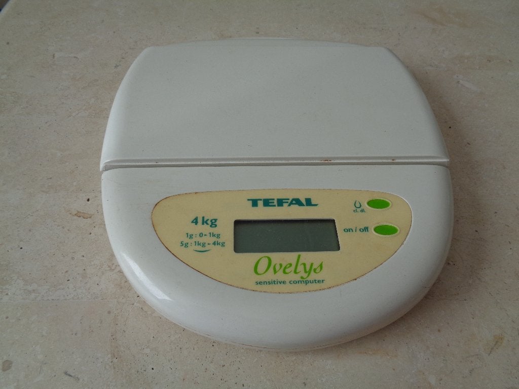 Tefal Ivelys digitale weegschaal tot 4 kg, Keukenweegschaal, 1 tot 500 gram, Ophalen of Verzenden, Digitaal
