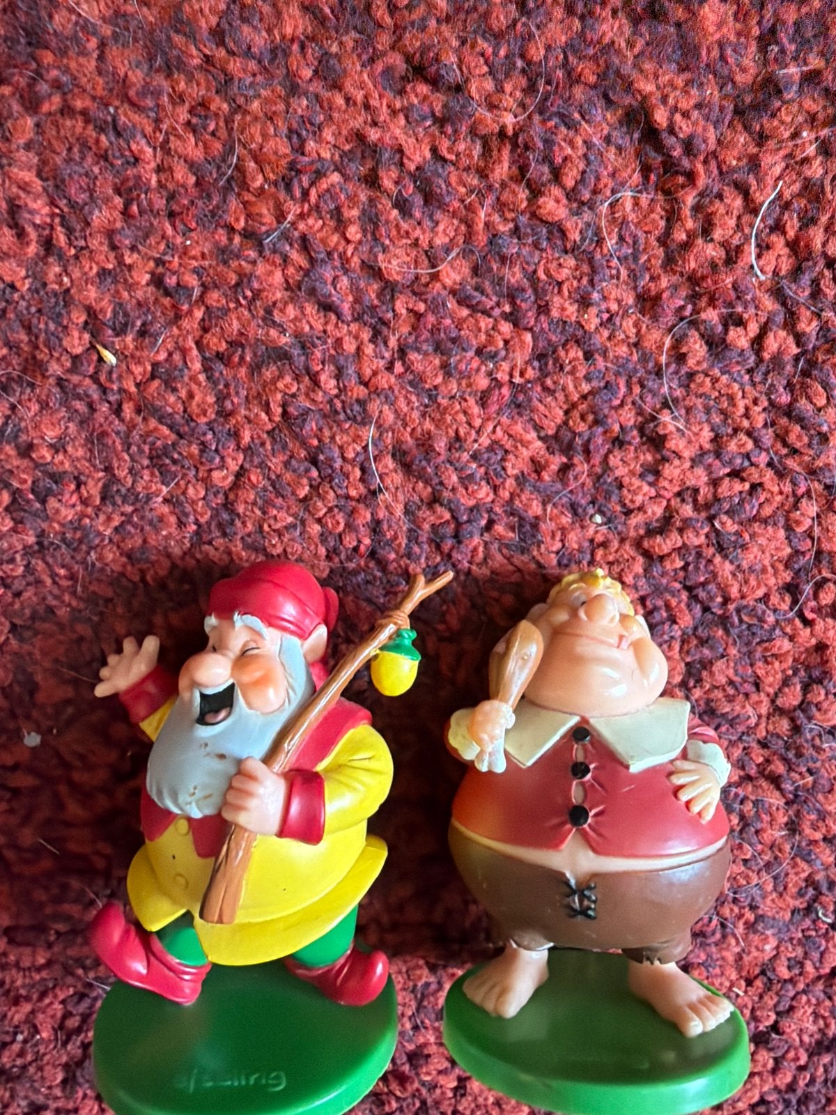 Efteling poppetjes: Dwerg en Holle Bolle Gijs, Ophalen of Verzenden, Gebruikt, Beeldje of Poppetje