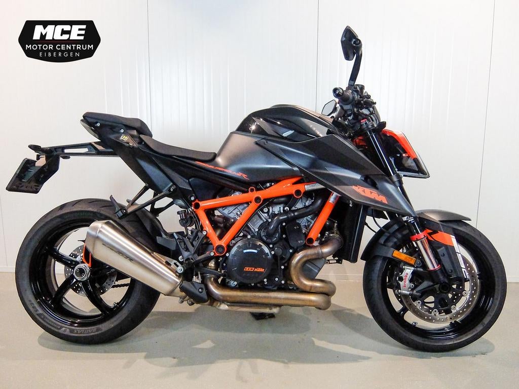 KTM 1290 SUPER DUKE R (bj 2021), Motoren, 2 cilinders, KTM, Motorrijbewijs A, Bedrijf