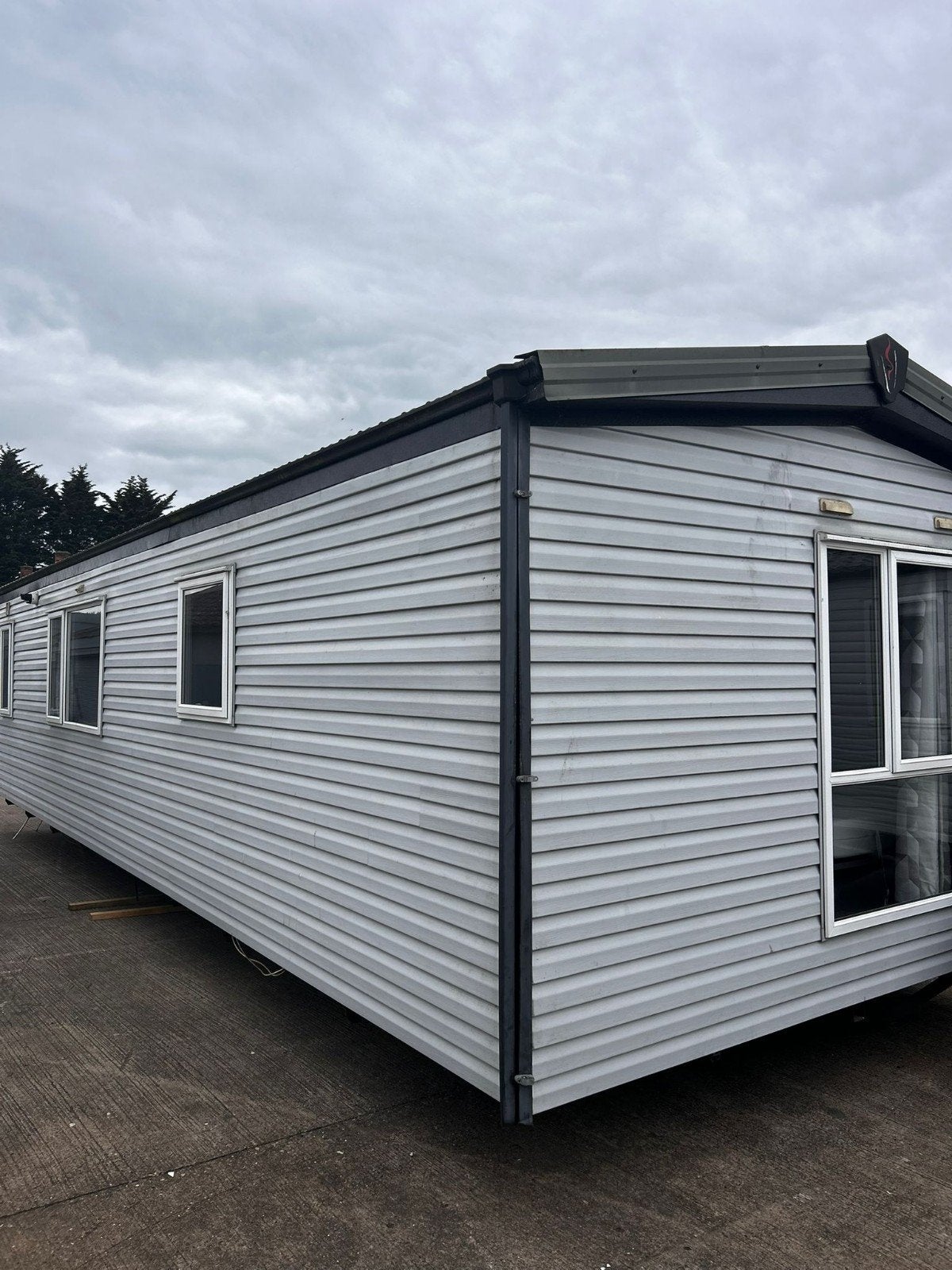 Victory falcon , dg en cv, kunstof/ middenkamer, Caravans en Kamperen
