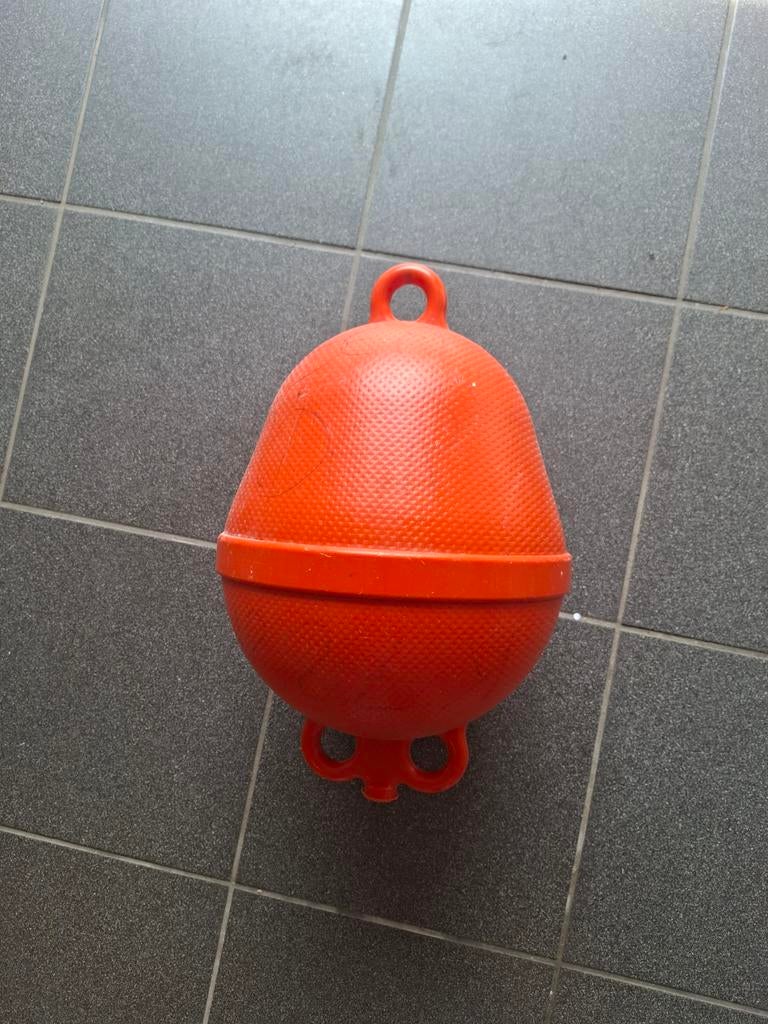 Stevige hard kunststof boei - 35 cm hoog, 25 cm doorsnede, Ophalen of Verzenden, Gebruikt