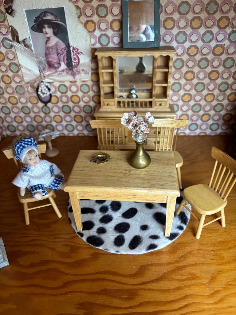 Poppenhuis, Ophalen of Verzenden, Zo goed als nieuw, Poppenhuis