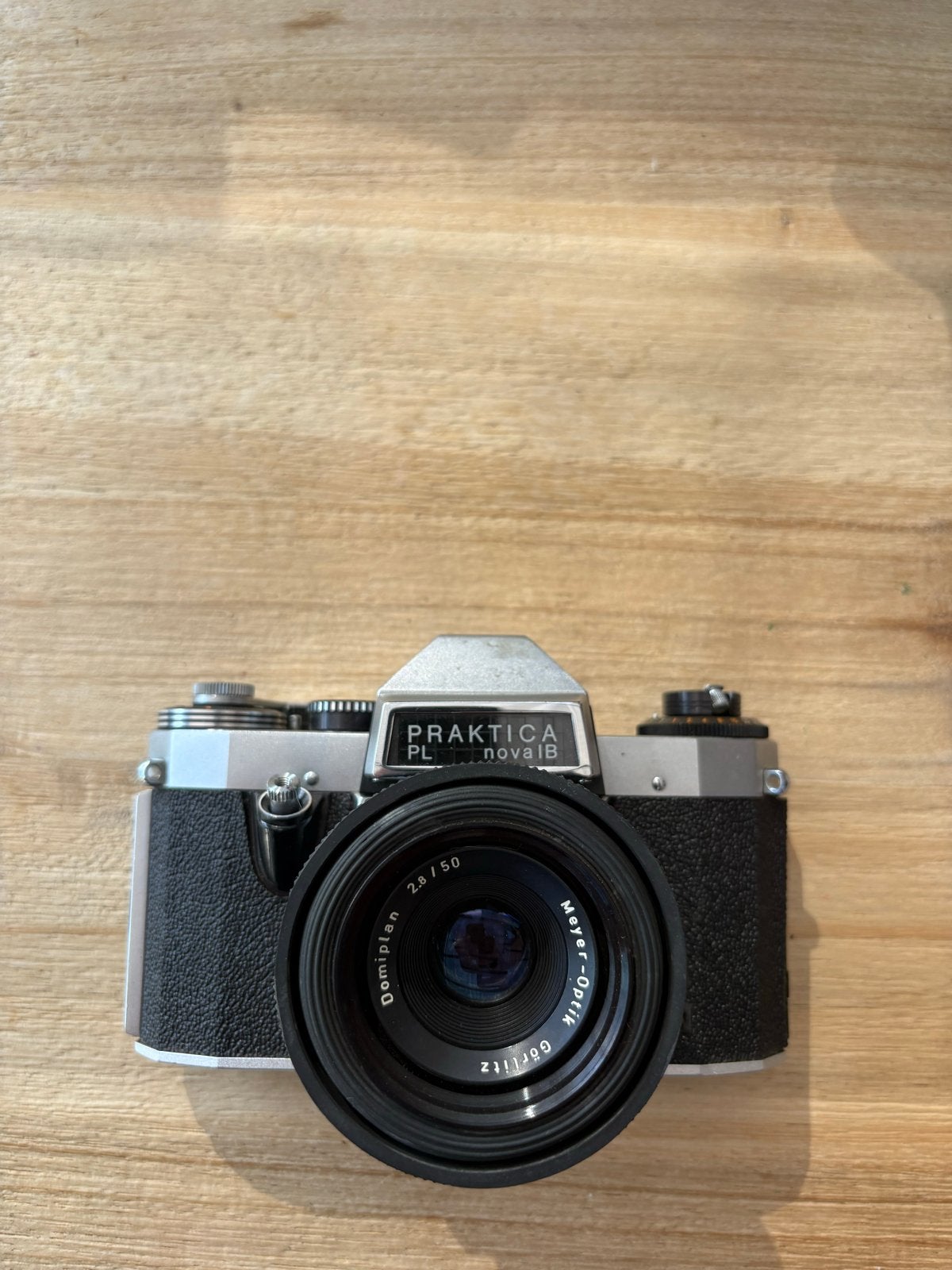 Praktica PL nova IB spiegelreflexcamera met Domiplan lens, Audio, Tv en Foto, Fotocamera's Analoog, Praktica, Gebruikt, Spiegelreflex