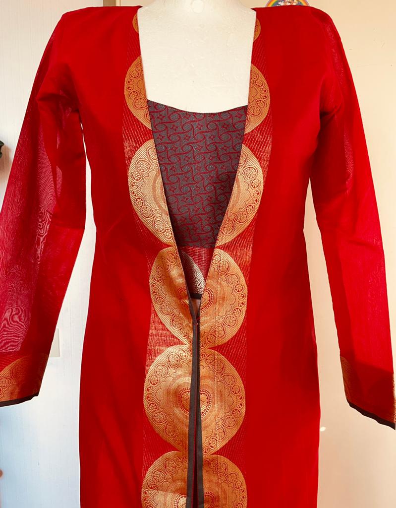 3-delig rode dames-kostuum, Kleding | Dames, Kostuum of Pak, Nieuw, Ophalen of Verzenden, Maat 36 (S)