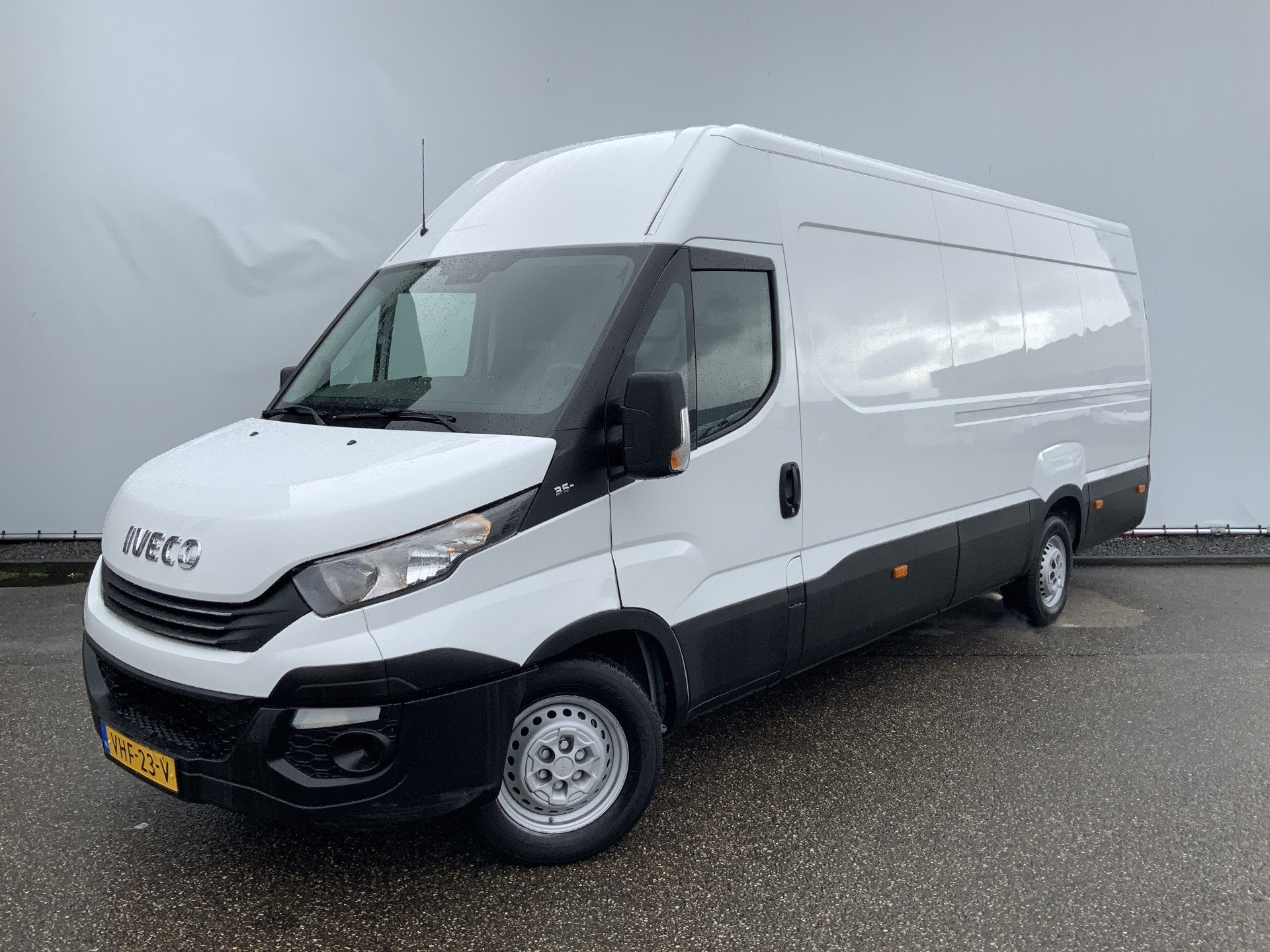 Iveco Daily 35S16V 2.3 410 H2 Maxi Automaat 3 Zits Airco Ops, Auto's, Automaat, Gebruikt, Euro 6, Iveco