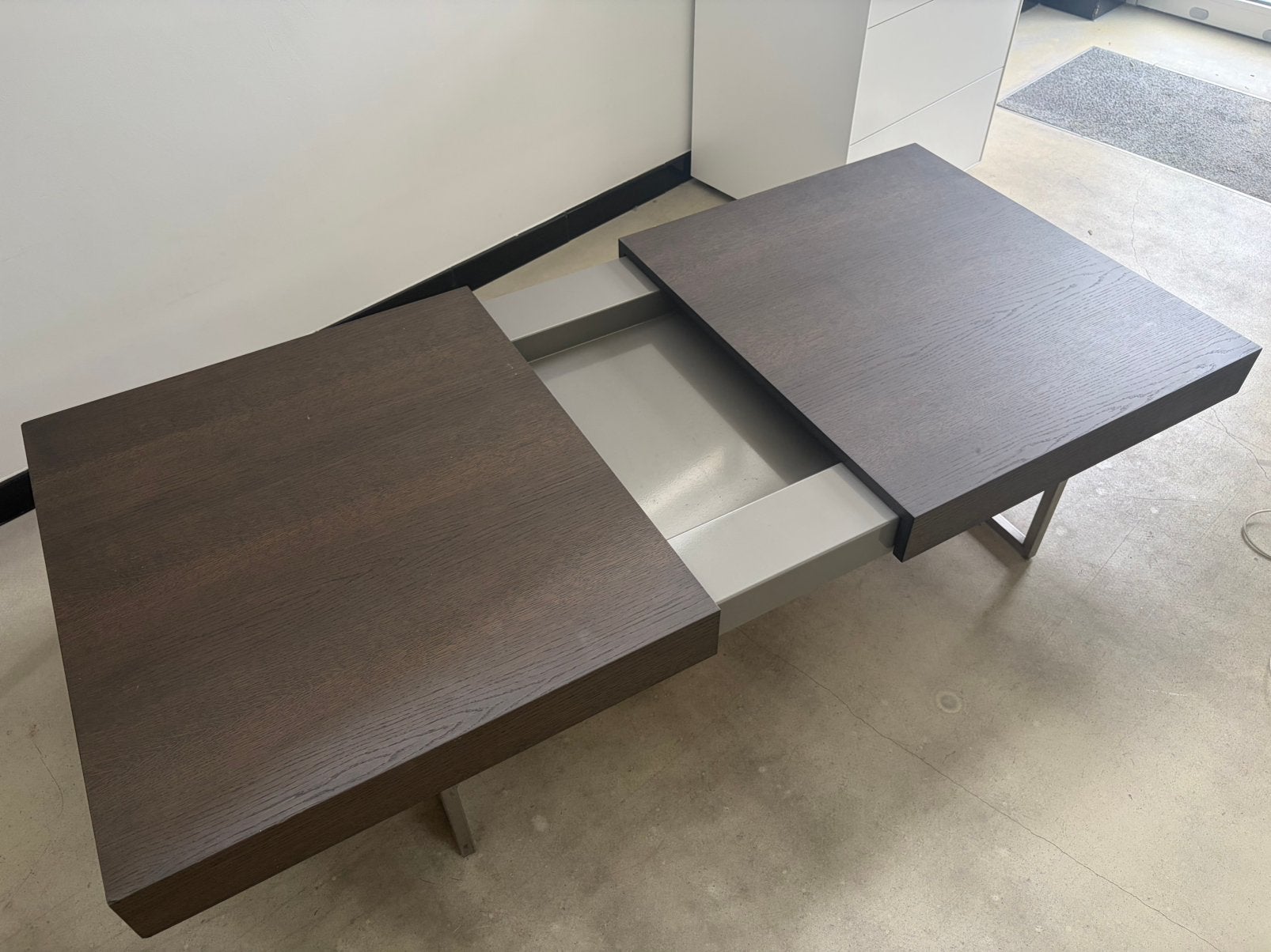 Leolux “Tablet” salontafel, Ophalen, Gebruikt, 100 tot 150 cm, Design