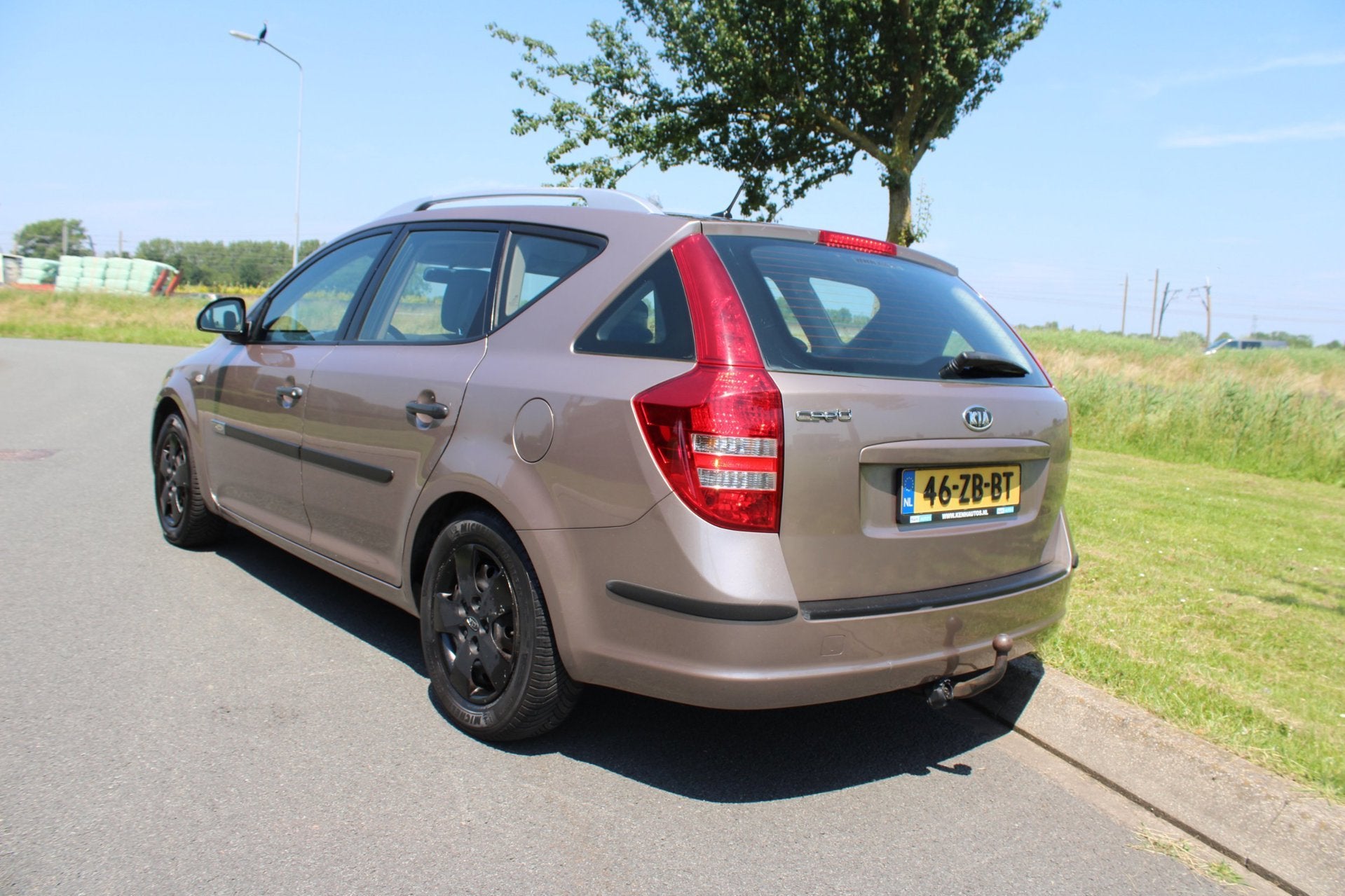 Kia Cee'd Sporty Wagon 1.4 X-tra Airco, Voorwielaandrijving, Stof, Gebruikt, Zwart