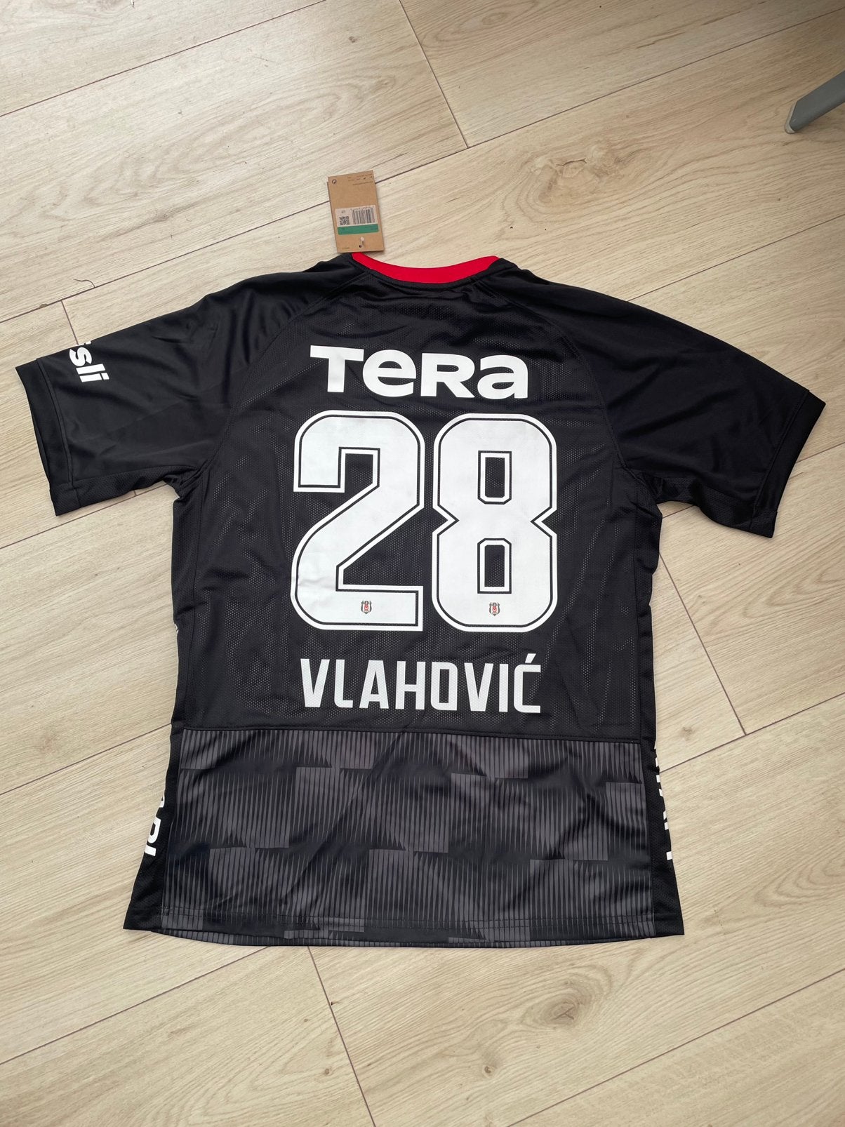 Beşiktaş Vlahović #28 Voetbalshirt 2026/27 Alle maten, Ophalen of Verzenden, Zo goed als nieuw, Buitenlandse clubs, Shirt