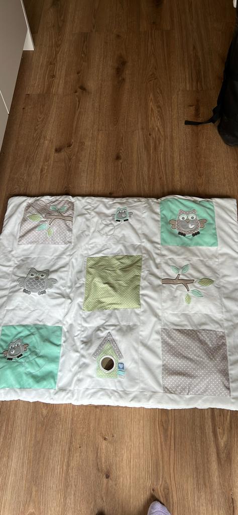 GRATIS Boxkleed (85x100cm) met uilen en vogelhuisje, Ophalen, Gebruikt, 85 tot 100 cm, Deken