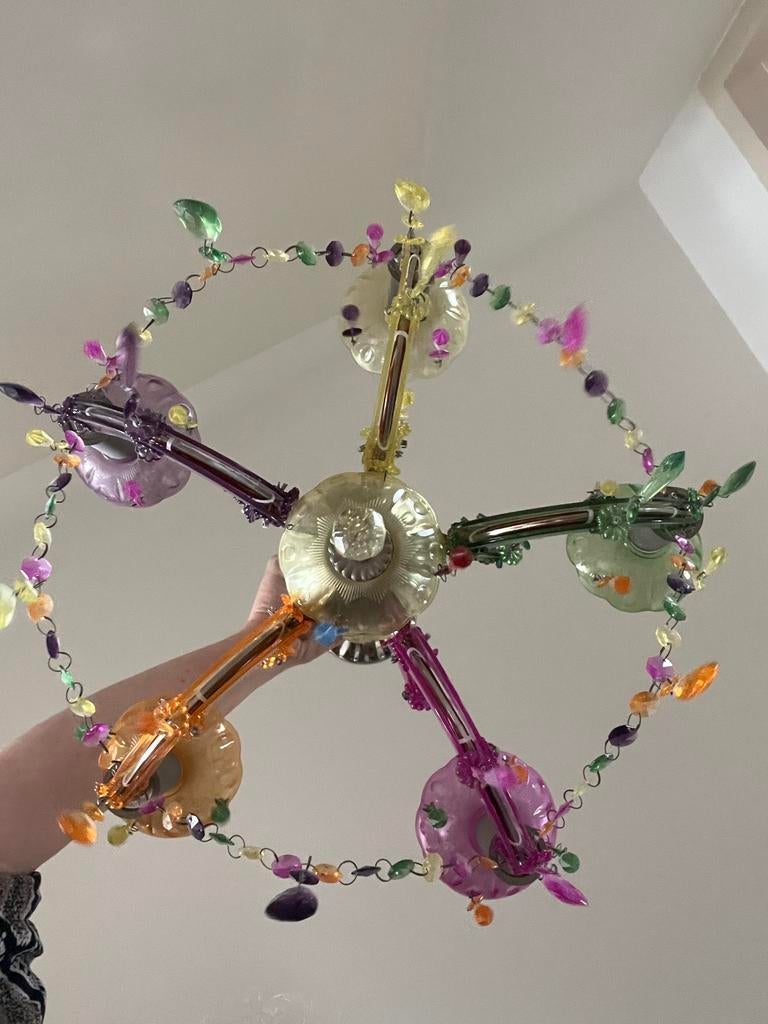Kleurrijke kinderkamer hanglamp - Kandelier, Huis en Inrichting, Lampen | Kroonluchters, Ophalen of Verzenden, Gebruikt, Kunststof