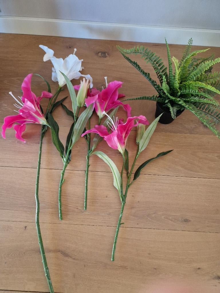 Diverse kunstbloemen en plantje, Ophalen, Binnen, Kunstbloem, 82 cm
