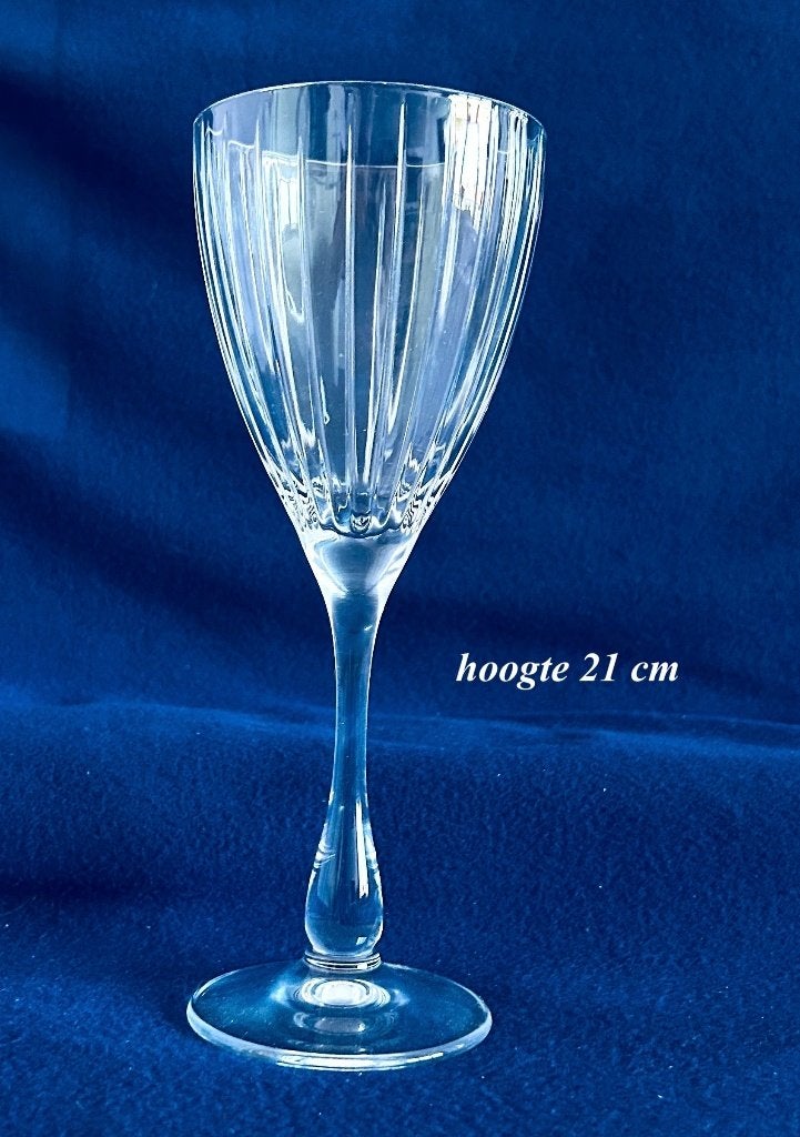 Wijnglas 21h gegraveerd met verticale streep Kristal Glas, Antiek en Kunst, Ophalen