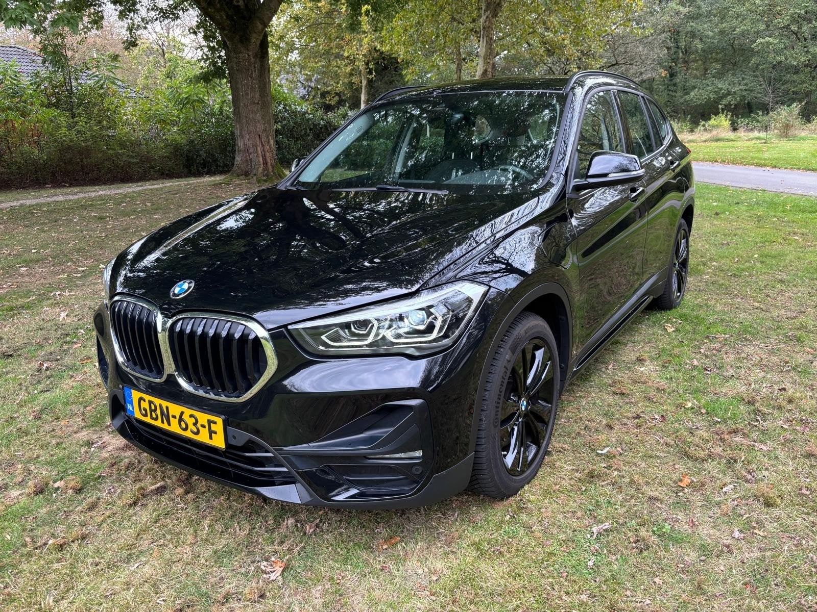 BMW X1 Xdrive25e 220pk Aut 2020 Zwart, Auto's, 125 pk, 750 kg, Zwart, Plug-in hybride