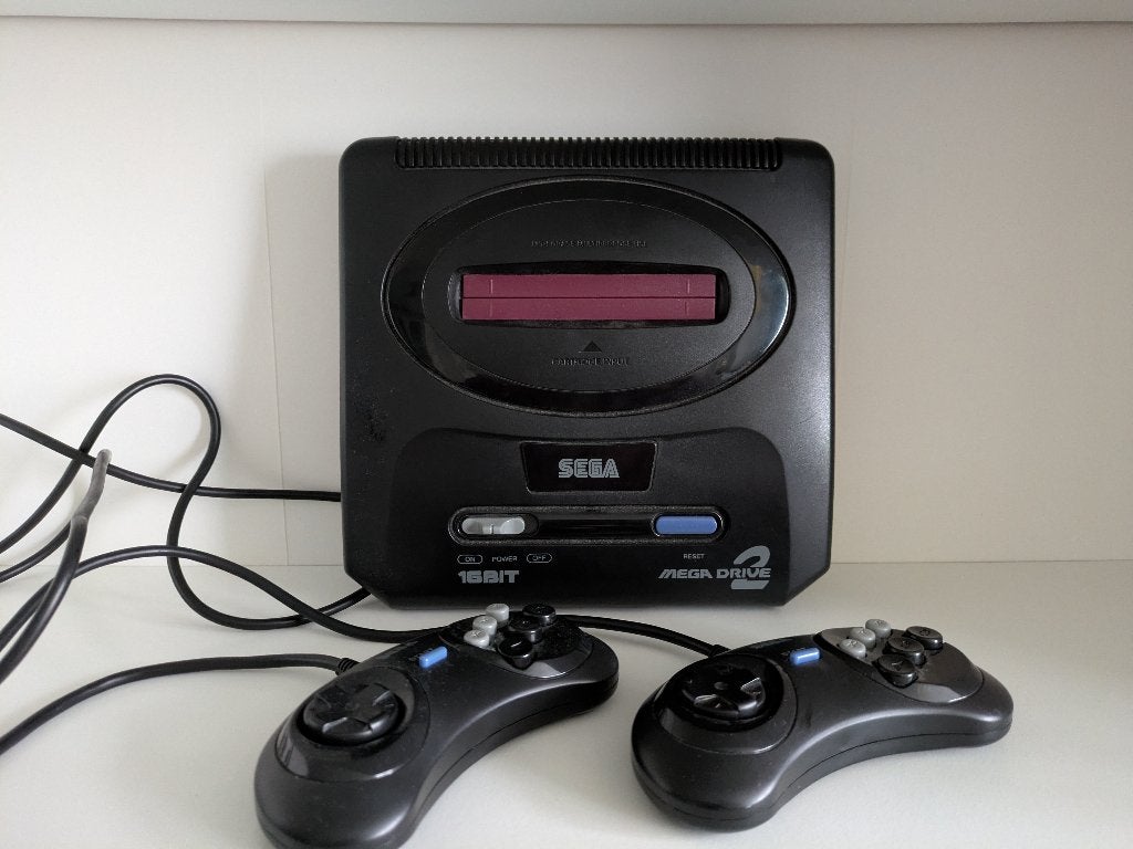 Sega mega drive 2 Japanse Editie, Ophalen of Verzenden, Gebruikt, Met 1 controller, Mega Drive