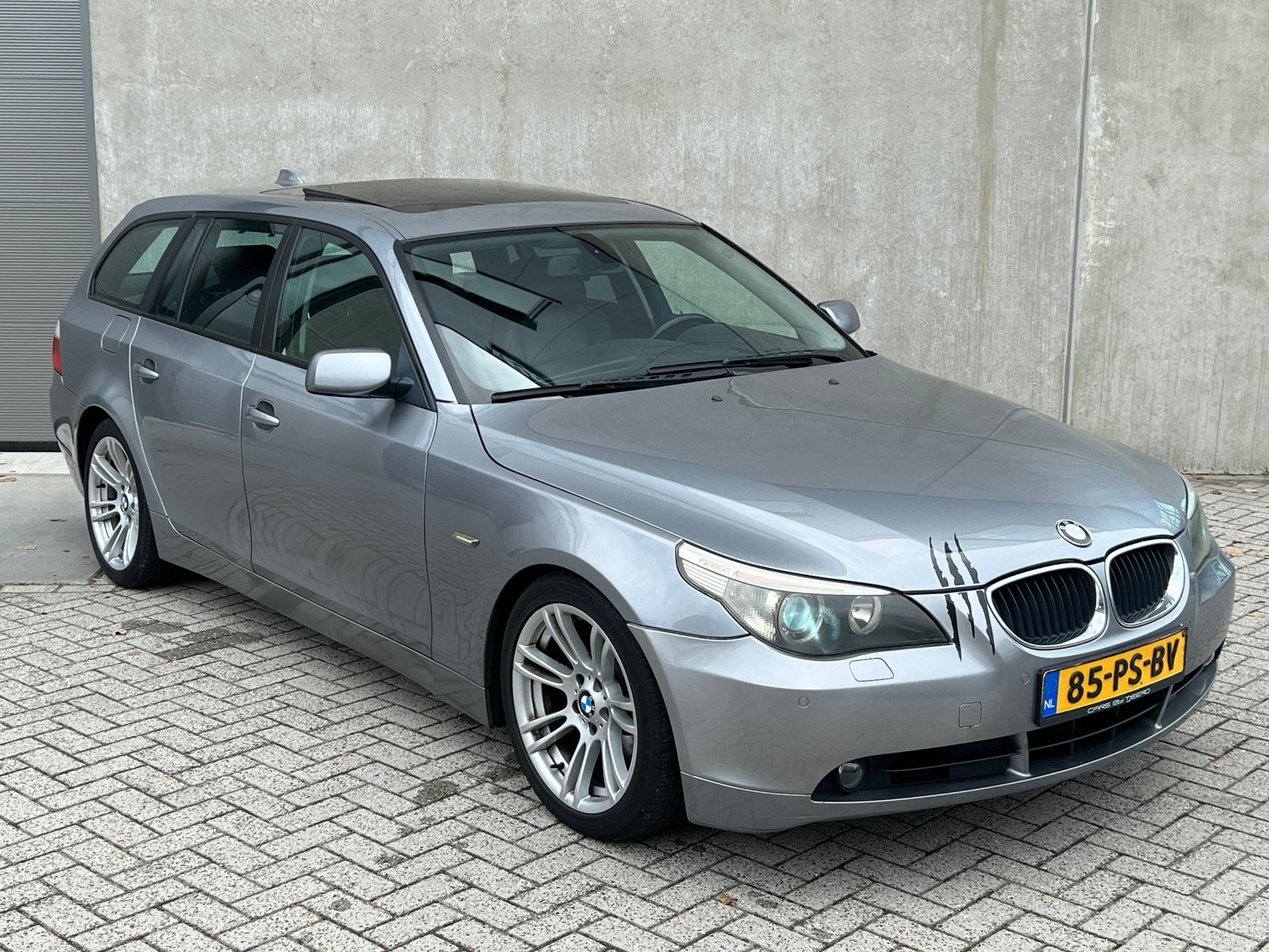 BomVolle BMW 5-Serie 525i E60 Touring 192PK/PANORAMA/Leer/HU, Auto's, BMW, Automaat, Achterwielaandrijving, Zwart, 2000 kg