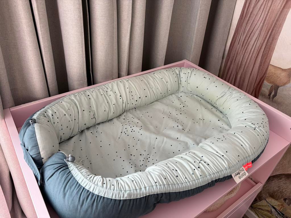 Babynestje done by deer, Kinderen en Baby's, Babywiegjes en Ledikanten, Ophalen, Gebruikt, Overige typen