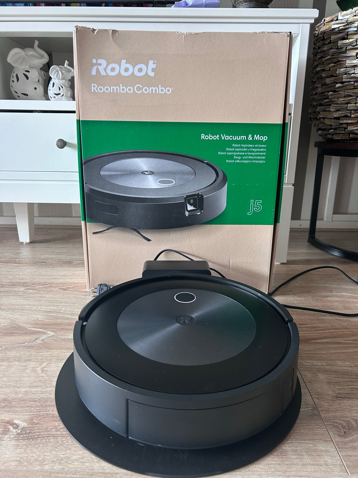 iRobot Roomba Combo j5 Robotstofzuiger & Dweil - Zo goed als, IRobot, Zo goed als nieuw, Bedienbaar via app, Reservoir