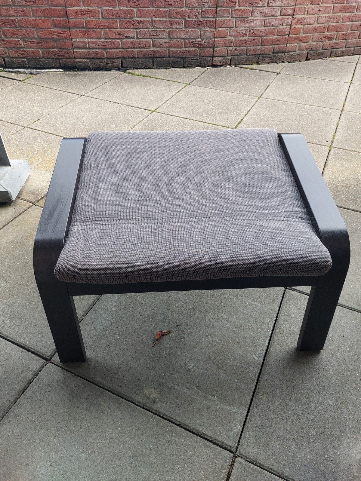 IKEA Poäng voetenbank - zwartbruin met grijs kussen, Ophalen, Hout, Scandinavisch, Gebruikt