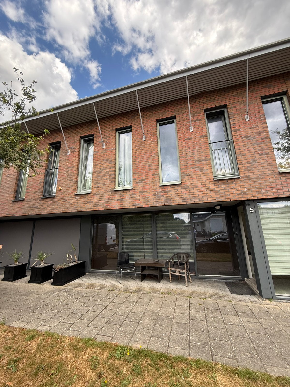 Ruime en royale woning te koop: direct beschikbaar, Huizen en Kamers, 4 slaapkamers, Gelderland, Overige soorten, 210 m²