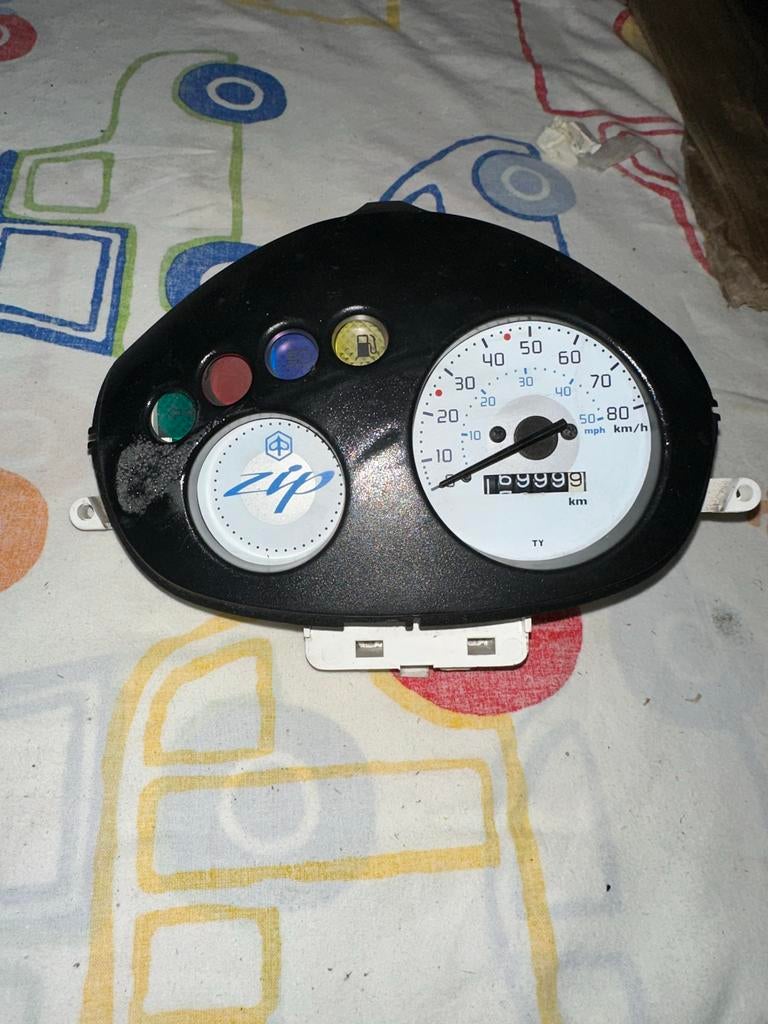 Piaggio Zip Kilometerteller, Fietsen en Brommers, Brommeronderdelen | Scooters, Ophalen of Verzenden, Gebruikt, Overige typen