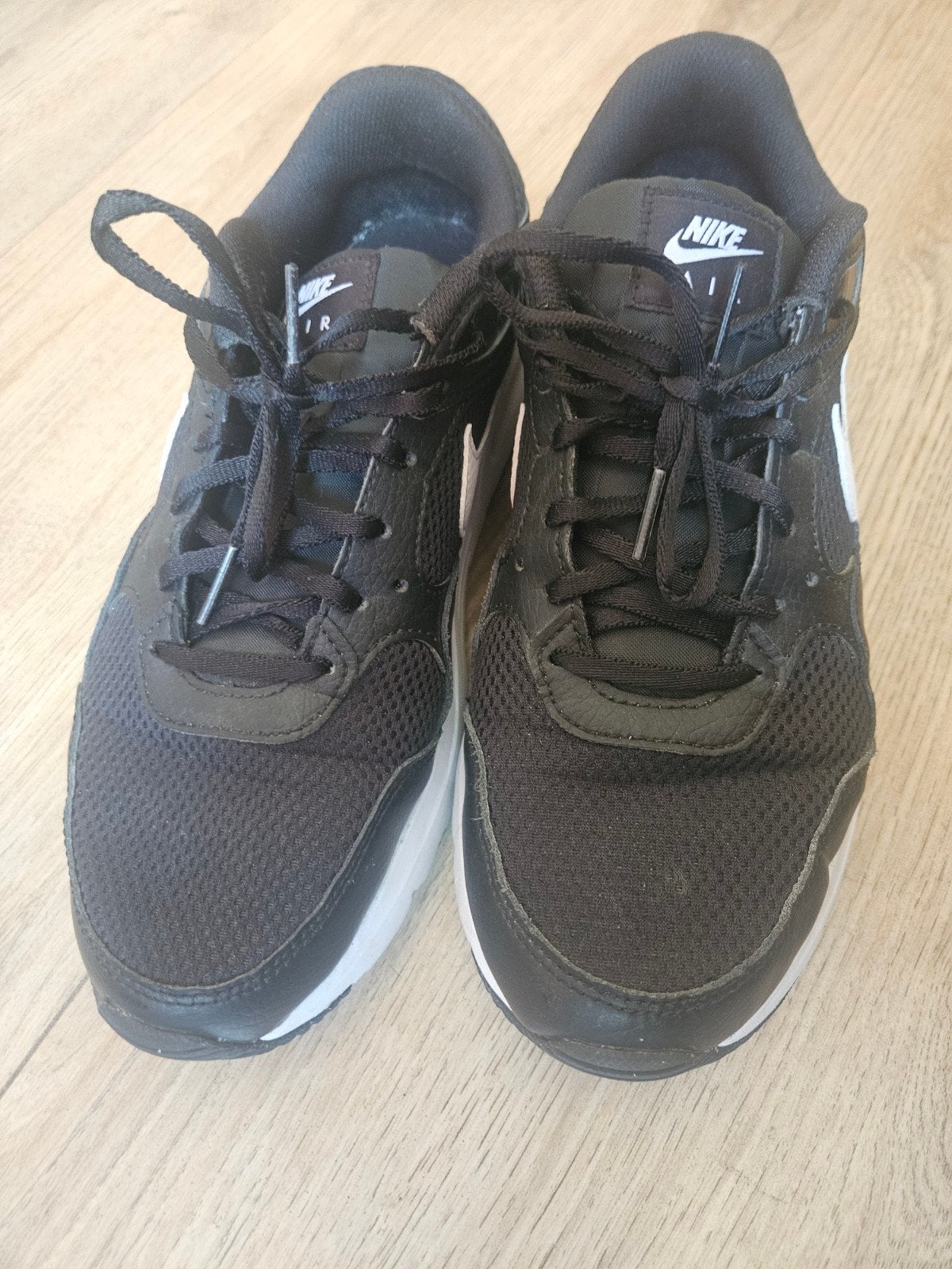 Nike Air Max sneakers maat 41 - Zo goed als nieuw, Zwart, Nike, Ophalen of Verzenden, Sneakers of Gympen