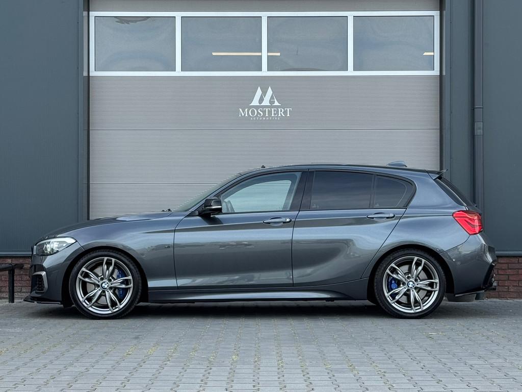 BMW 1-serie M135i xDrive/326pk|2015|LCI|Schuifdak|Leder|CarP, Auto's, Gebruikt, 327 pk, Leder, Bedrijf