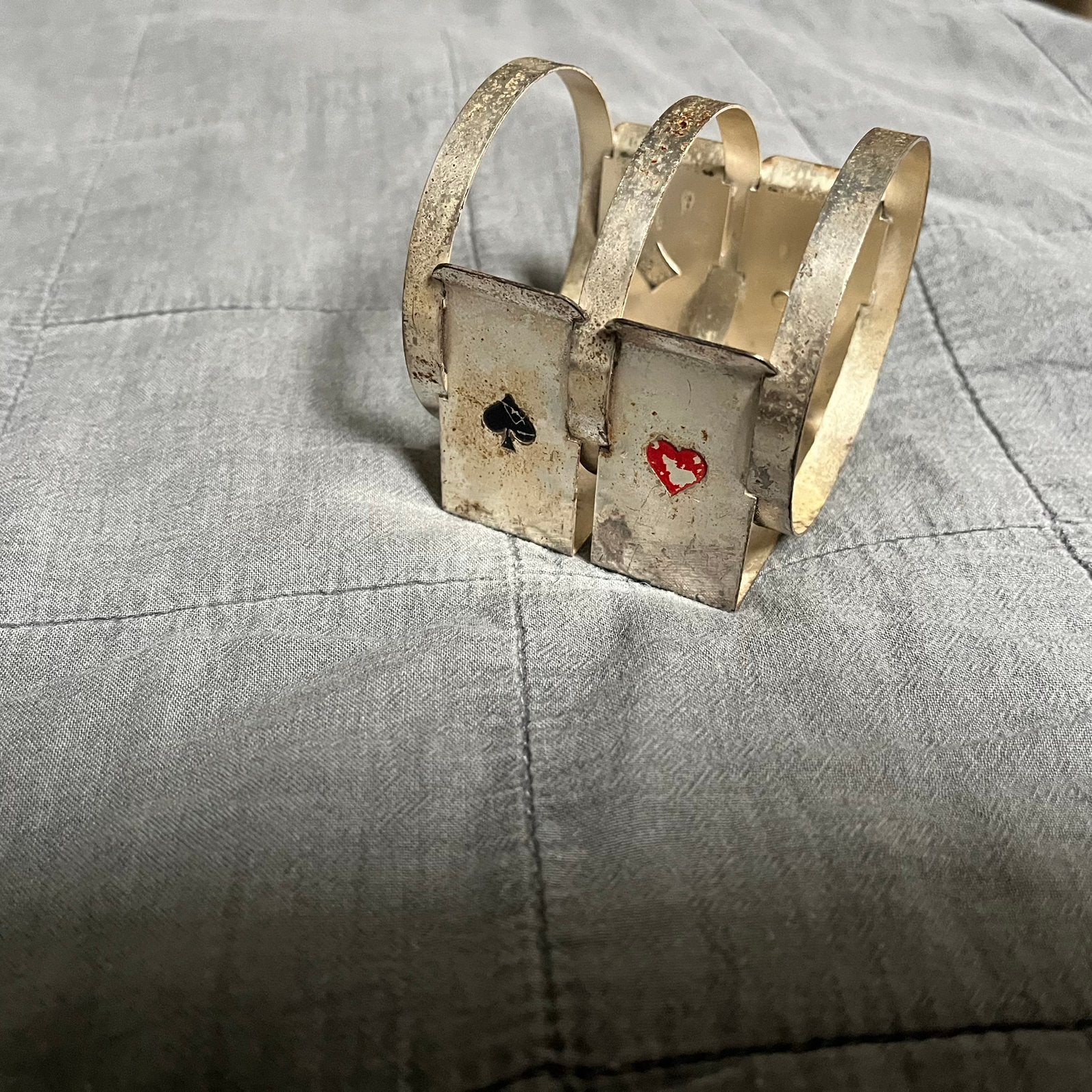 Vintage metalen speelkaartenhouder / bridgehouder, Verzamelen, Ophalen of Verzenden, Zo goed als nieuw, Speelkaart(en)